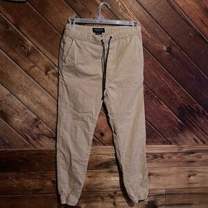 American eagle joggers